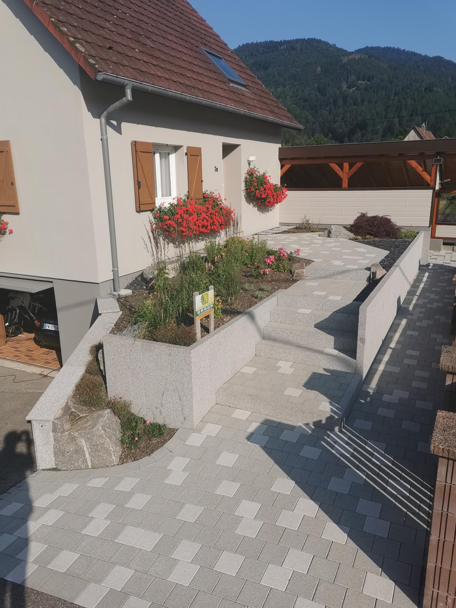 Nos escaliers et acc&egrave;s PMR Wittenheim 19